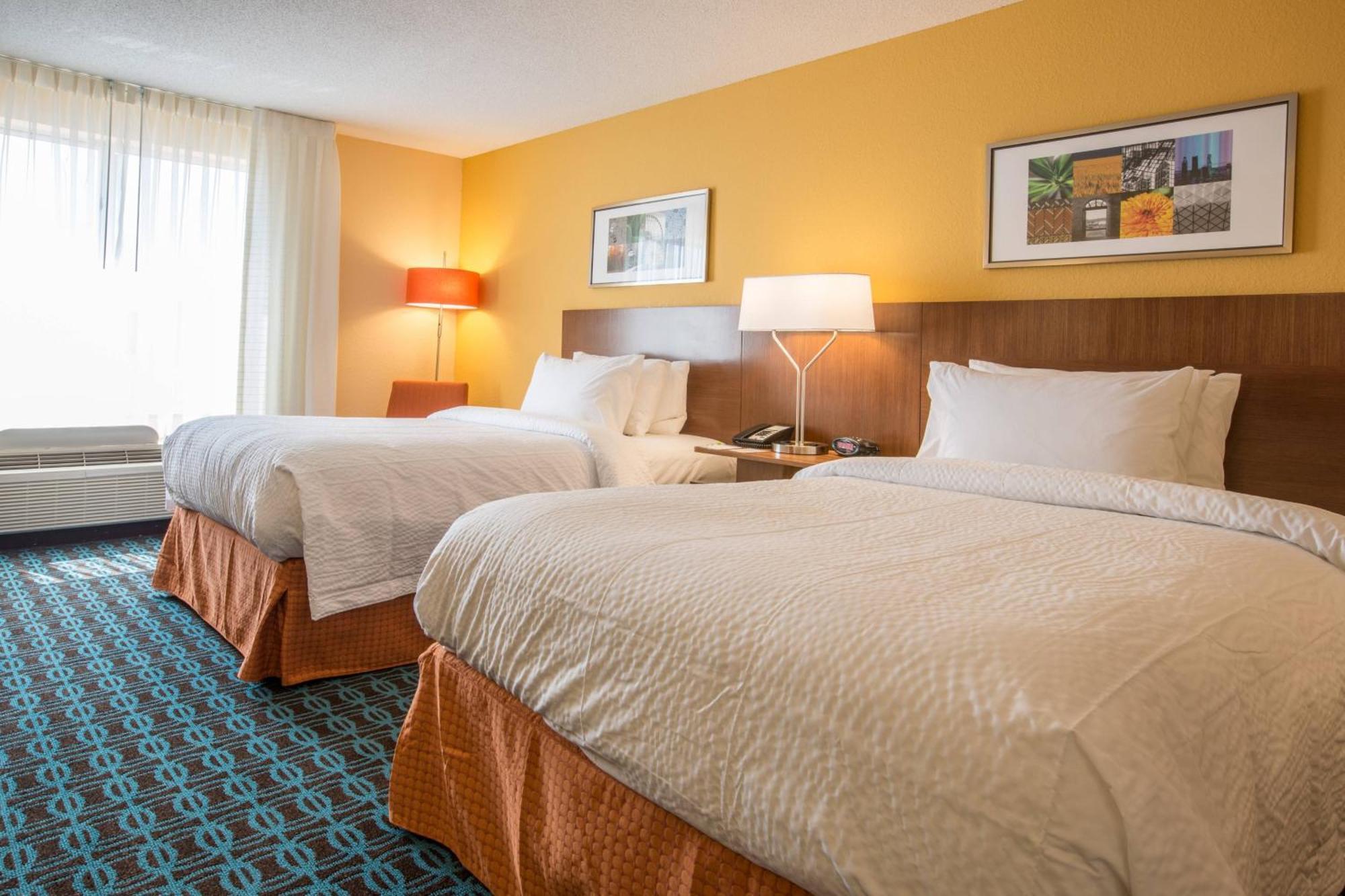 Fairfield Inn & Suites By Marriott Columbus Exterior photo
